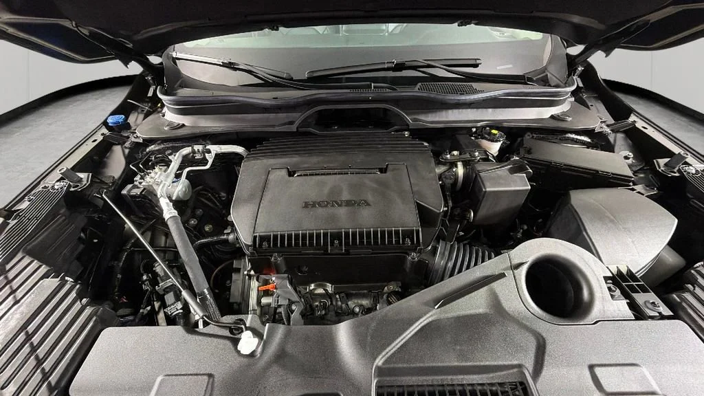Used 2025 Black Honda EX-L image 35