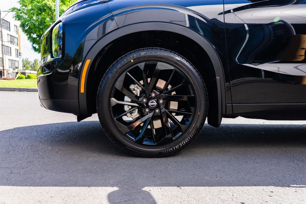 New 2026 Black Nissan SL image 7