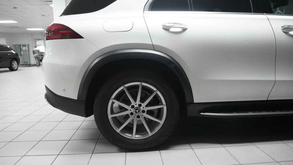 Certified Used 2024 Black Mercedes-Benz GLE 350 image 23