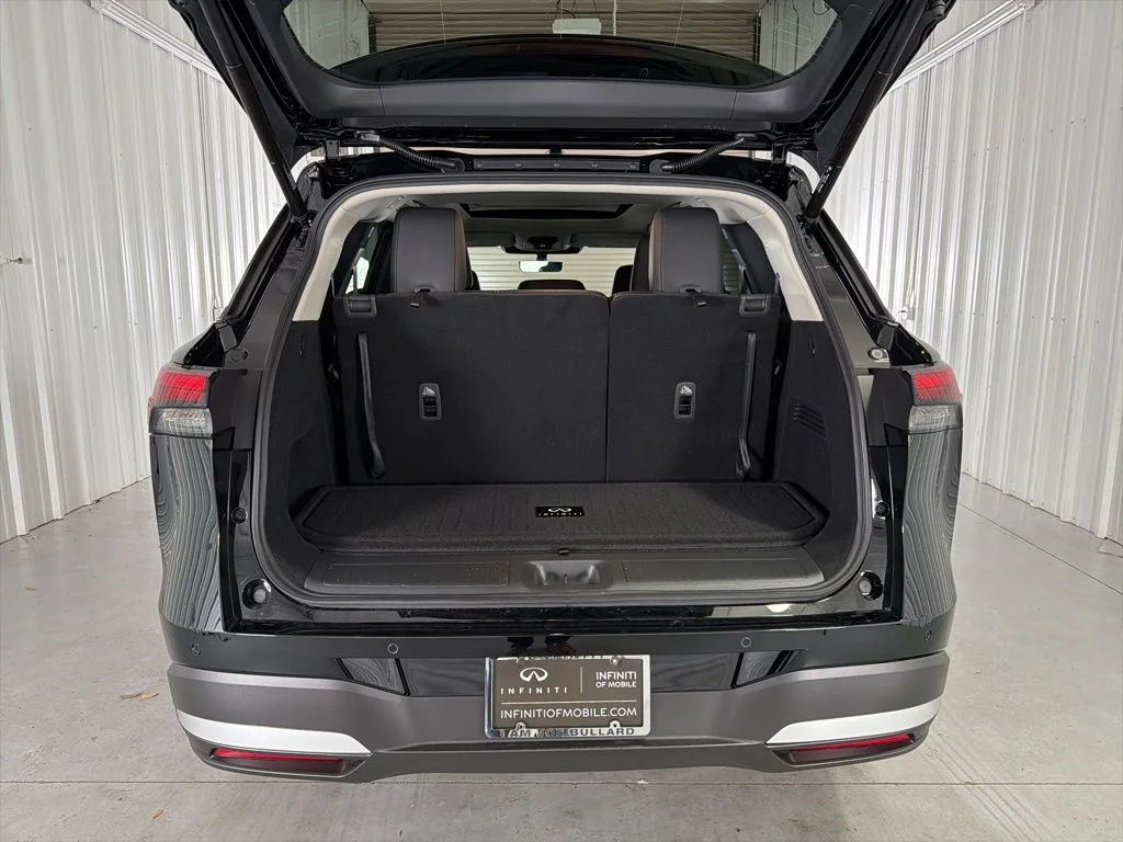 Certified Used 2026 Black INFINITI PURE image 8