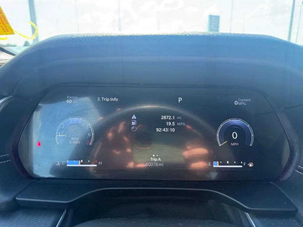Used 2023 Silver Jeep Altitude X image 15