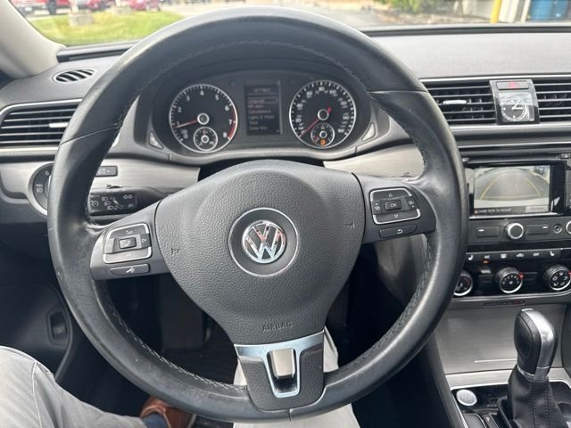 Used 2015 Candy White Volkswagen 1.8T SE image 15