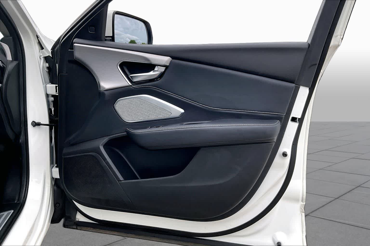 Used 2019 White Diamond Pearl Acura w/Technology Pkg image 22