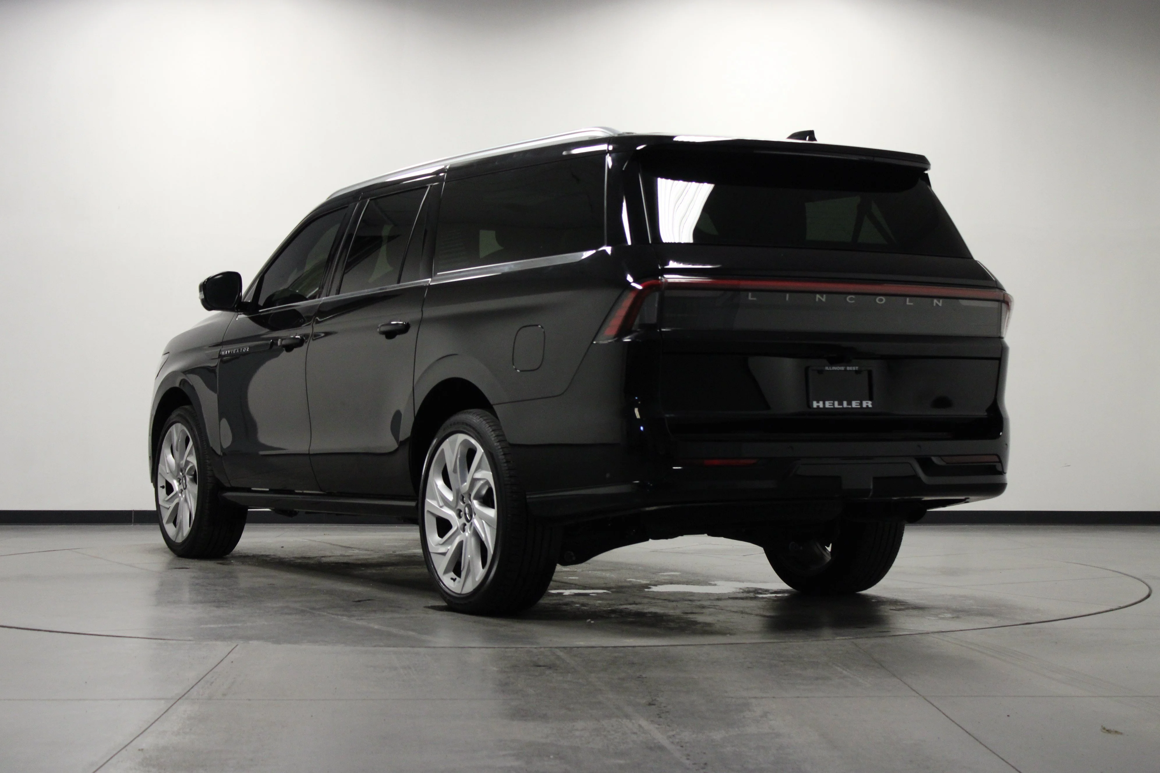 Used 2025 Black Metallic Lincoln Black Label image 6