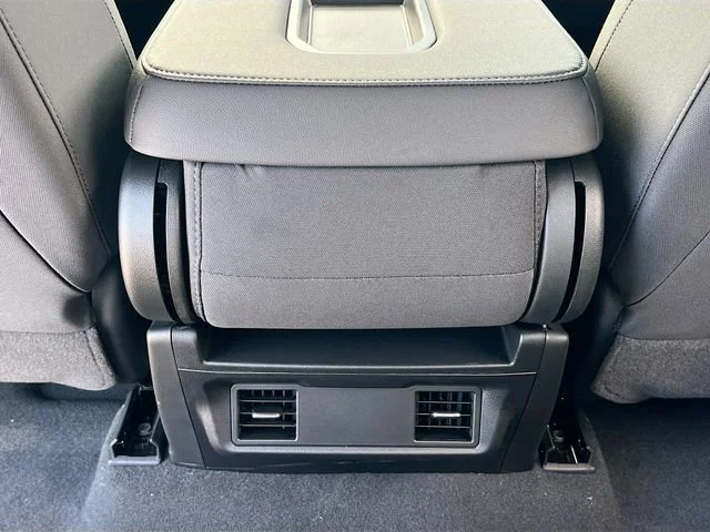 New 2026 Summit White GMC Pro image 18