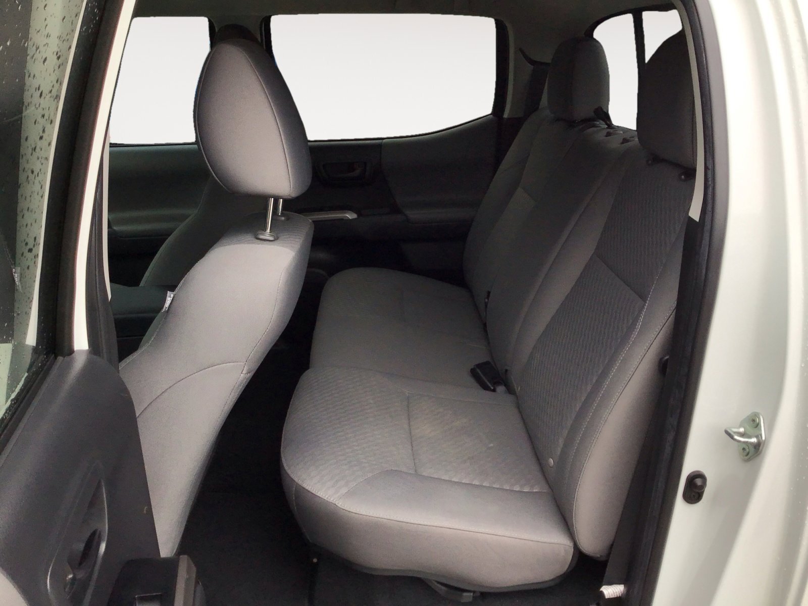 Used 2023 Ice Cap Toyota SR5 image 19