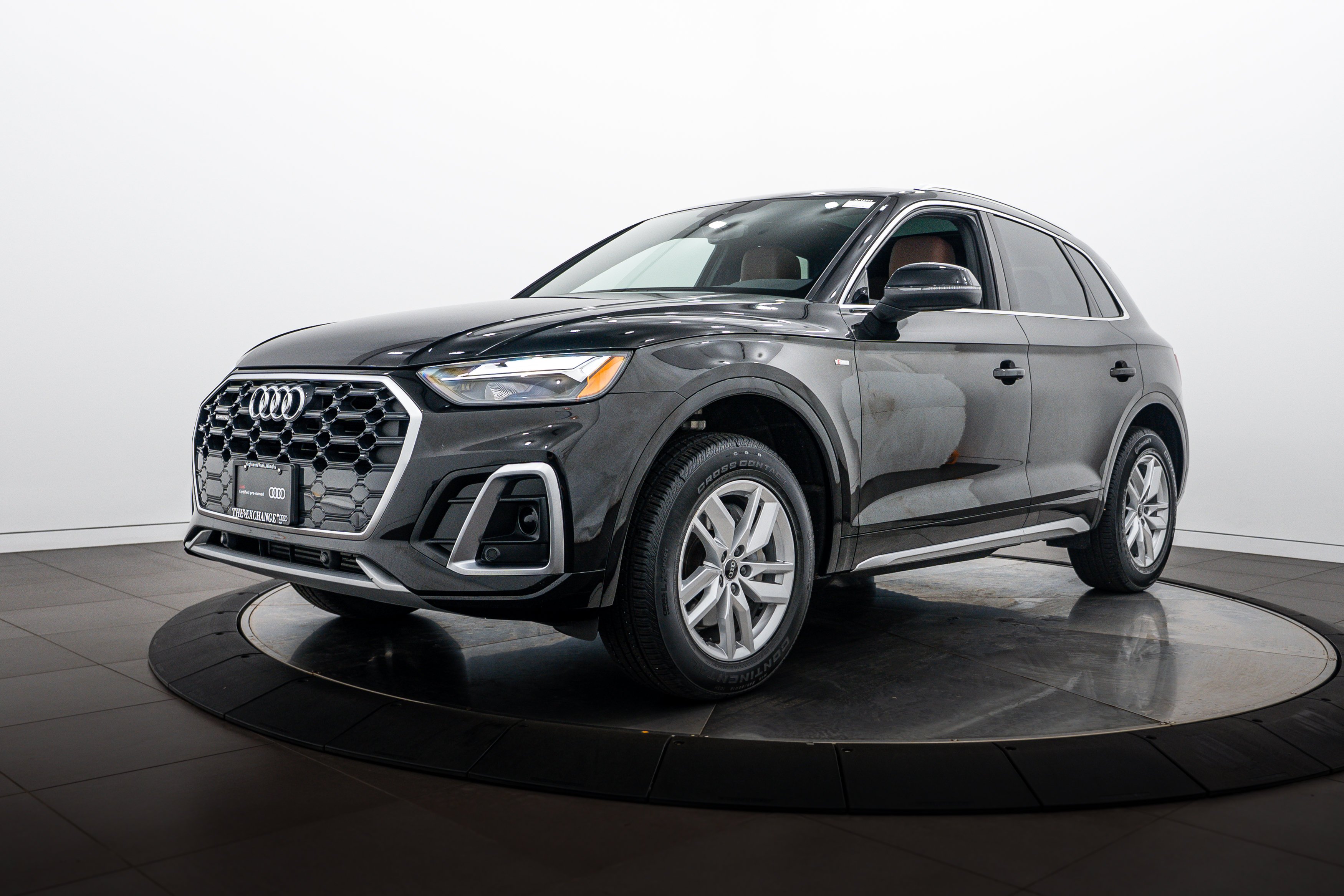 Certified Used 2023 Mythos Black Metallic Audi S line Premium image 7