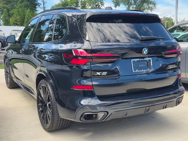 Certified Used 2024 Carbon Black Metallic BMW xDrive40i image 6