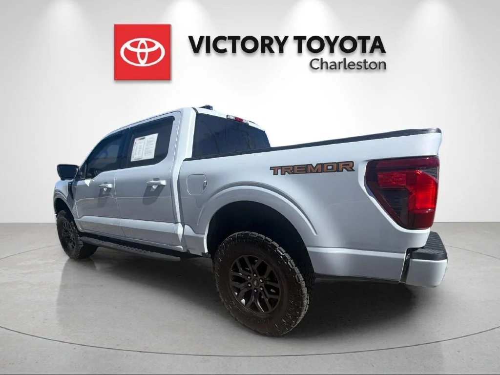 Used 2025 White Ford Tremor image 3