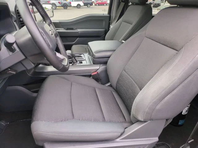 Used 2024 Blue Ford XLT image 14