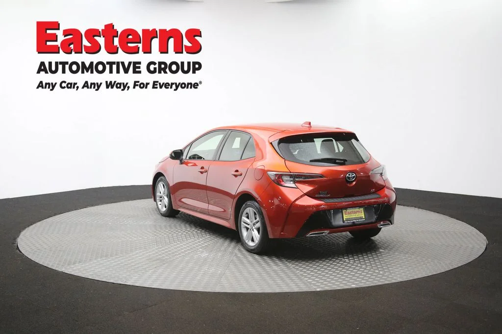 Used 2019 Red Toyota SE image 63