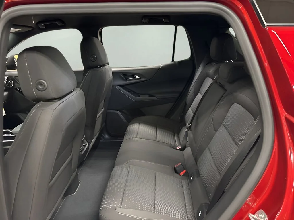 2026 Chevrolet Equinox LT - Photo 25