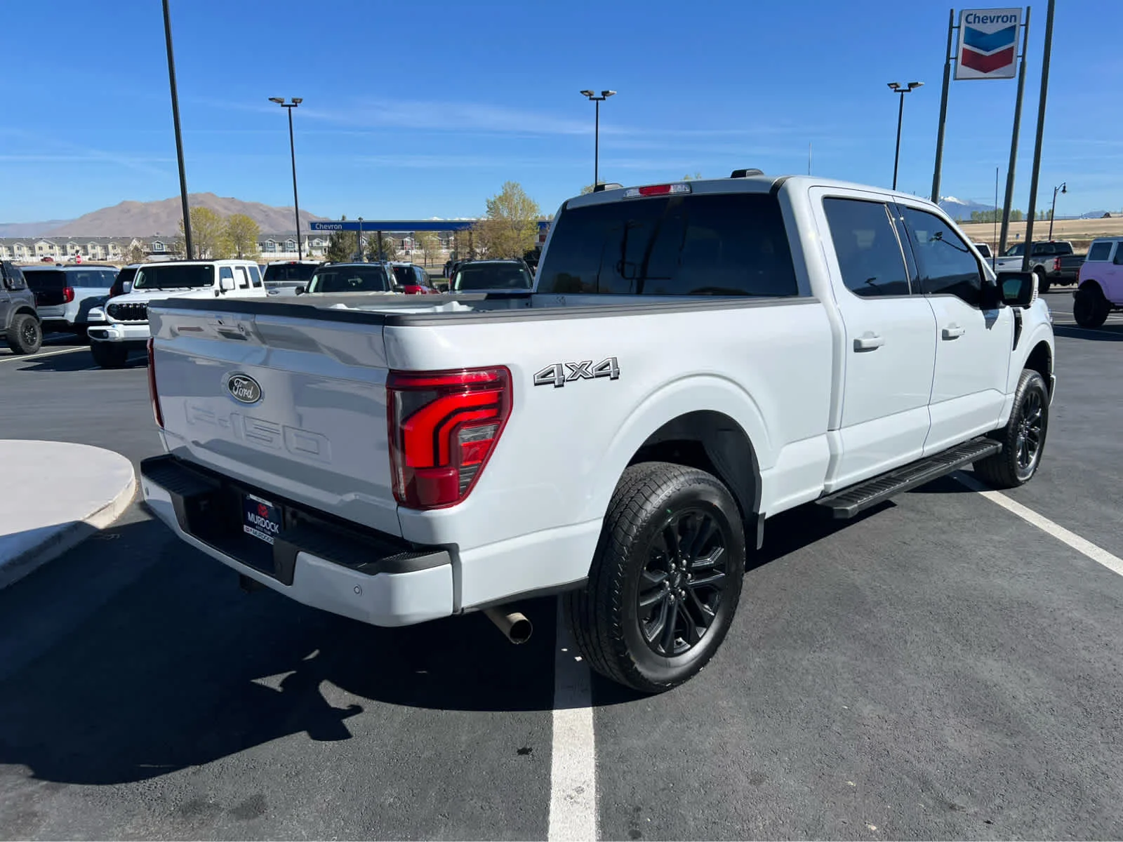 Used 2025 Space White Metallic Ford LARIAT image 7