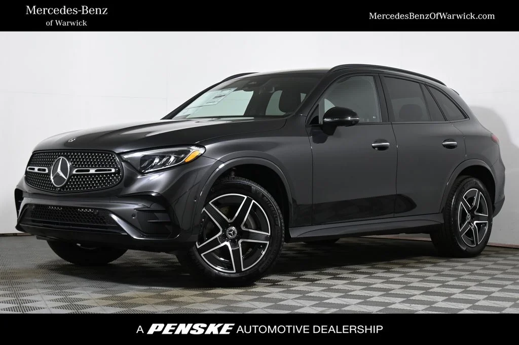Used 2026 Gray Mercedes-Benz GLC 300 image 1
