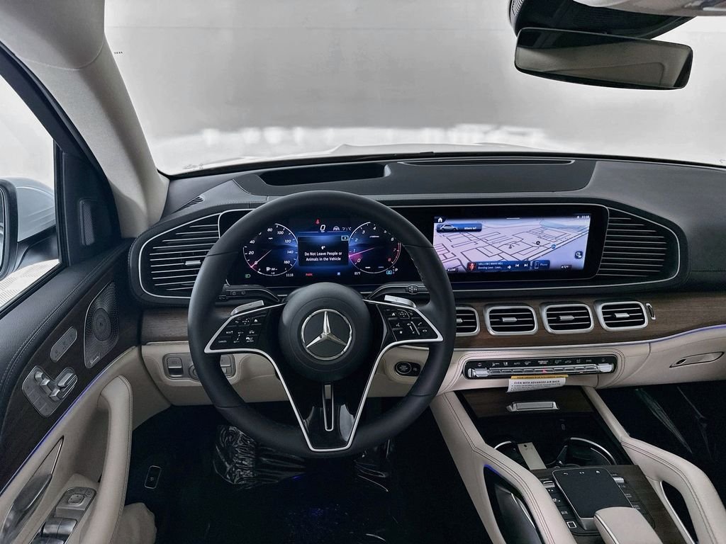 New 2026 MANUFAKTUR Moonlight White Metallic Mercedes-Benz GLE 450 image 24