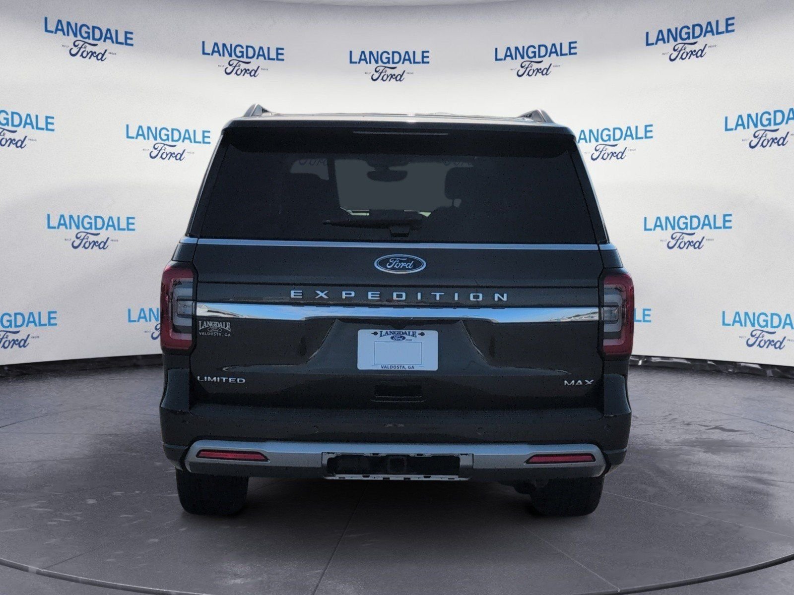 Used 2023 Dark Matter Metallic Ford Limited image 8