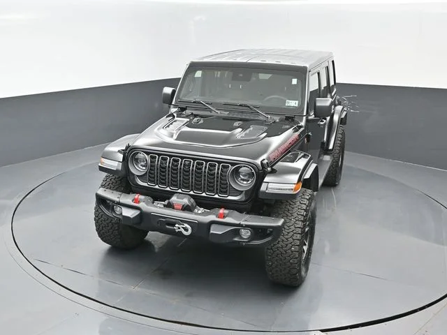 Certified Used 2025 Black Clearcoat Jeep Rubicon X image 17