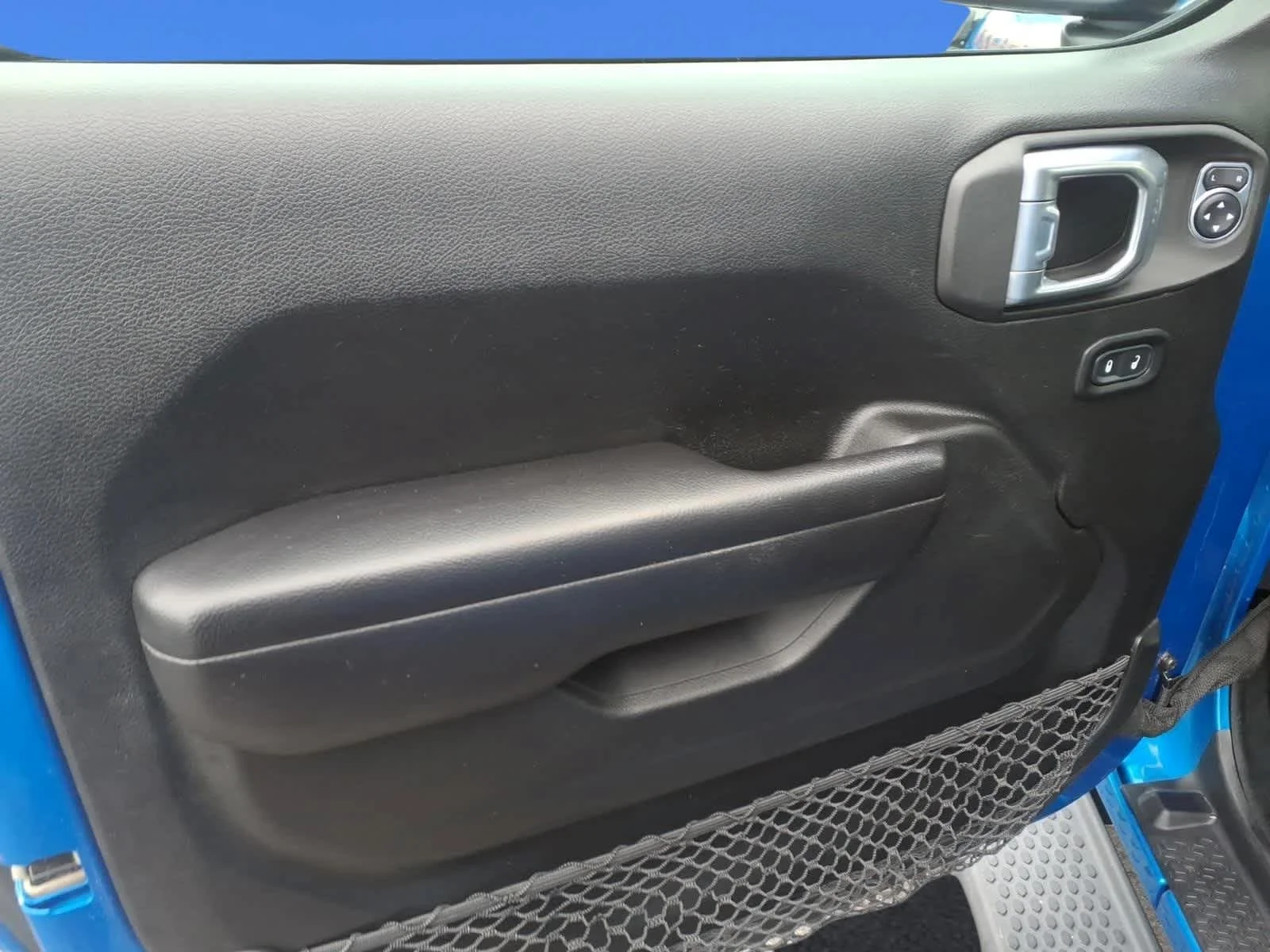 Used 2021 Hydro Blue Pearlcoat Jeep Unlimited Rubicon image 16