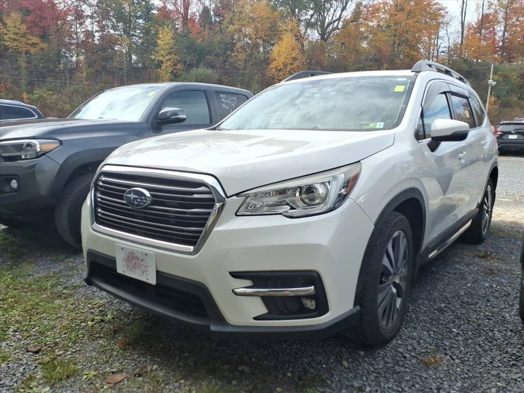 Used 2019 White Subaru Limited image 1
