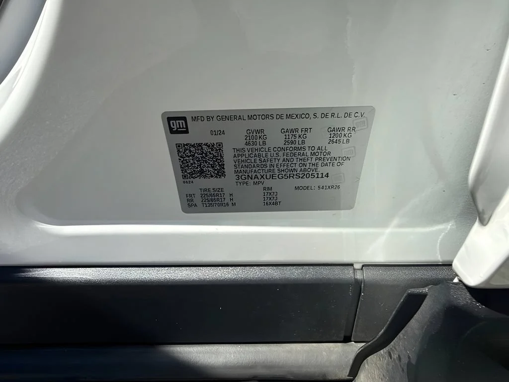 Used 2024 Summit White Chevrolet LT image 38