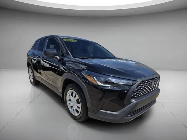 Used 2022 Jet Black Toyota L image 7