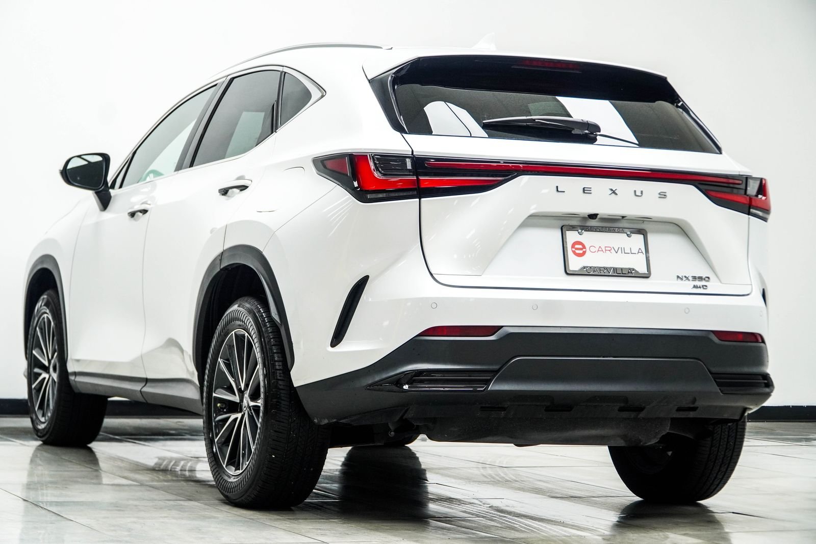 Used 2023 White Lexus 350 Premium image 11