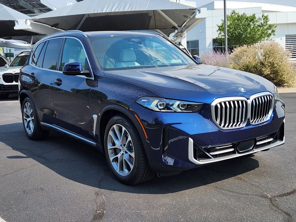 New 2026 Tanzanite Blue II Metallic BMW xDrive50e image 5