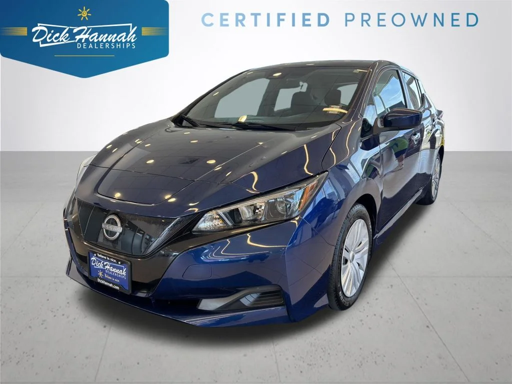 2023 Nissan Leaf S's photo