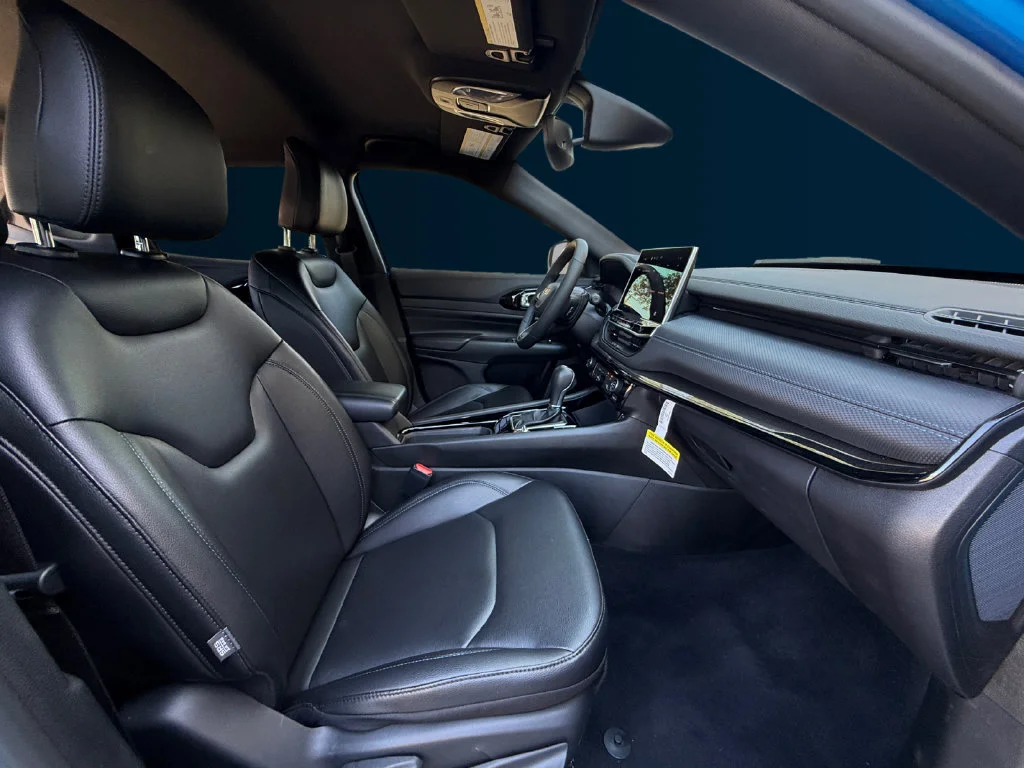 Used 2026 Blue Jeep Limited image 17