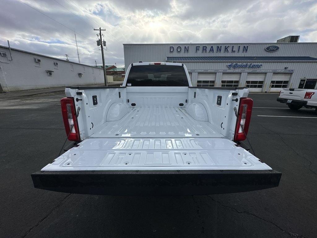 New 2026 Oxford White Ford F-250® XLT image 22