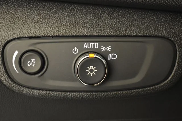 Used 2024 Gray Chevrolet RS image 33