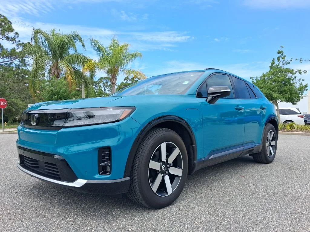 Used 2025  Honda Touring image 1