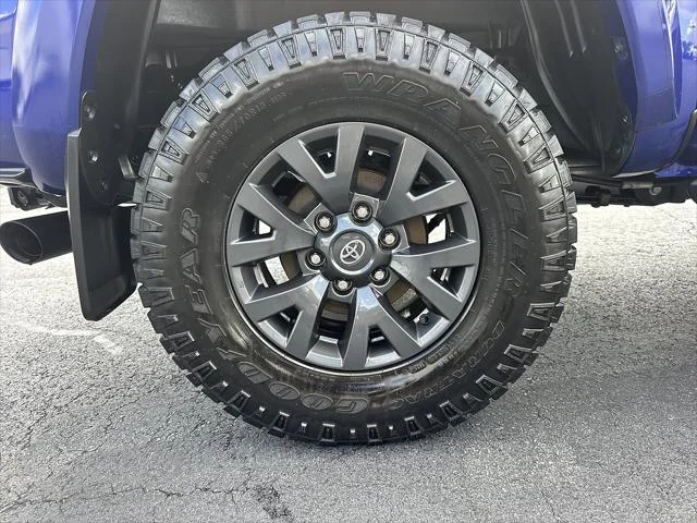 Certified Used 2023 BLUE CRUSH METALLIC Toyota  image 17