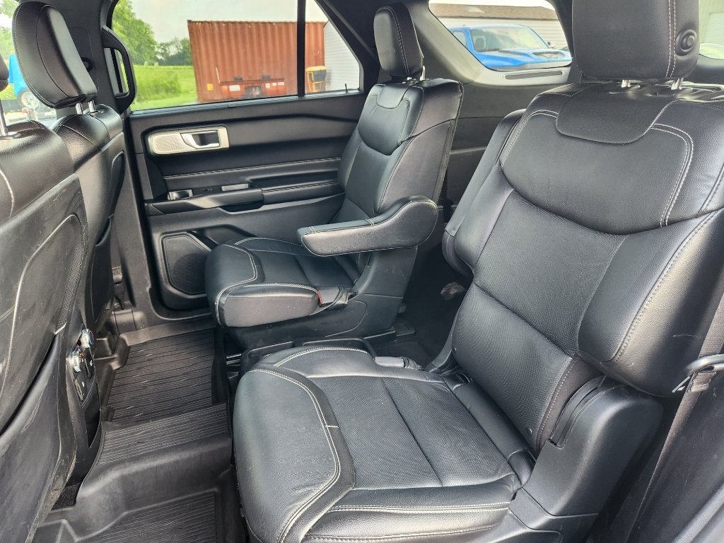 Used 2020 Agate Black Metallic Ford ST image 14