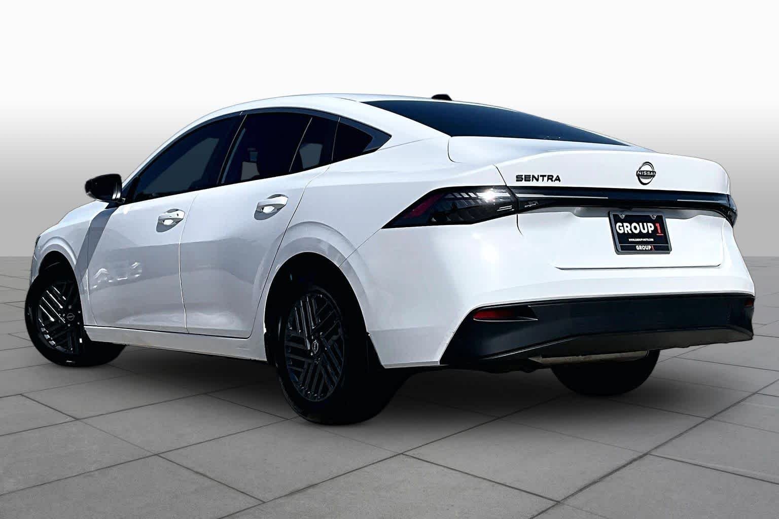 2026 Nissan Sentra SV - Photo 12
