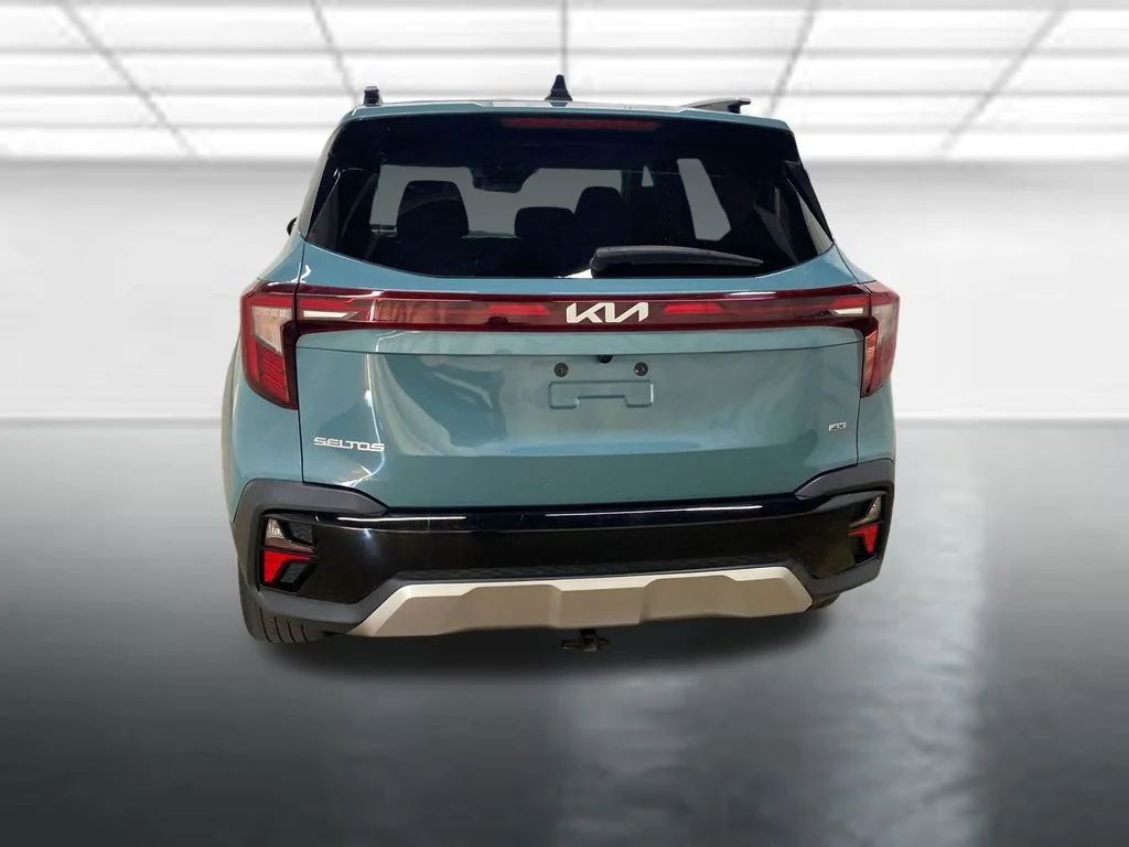 Used 2024 Blue Kia SX image 6