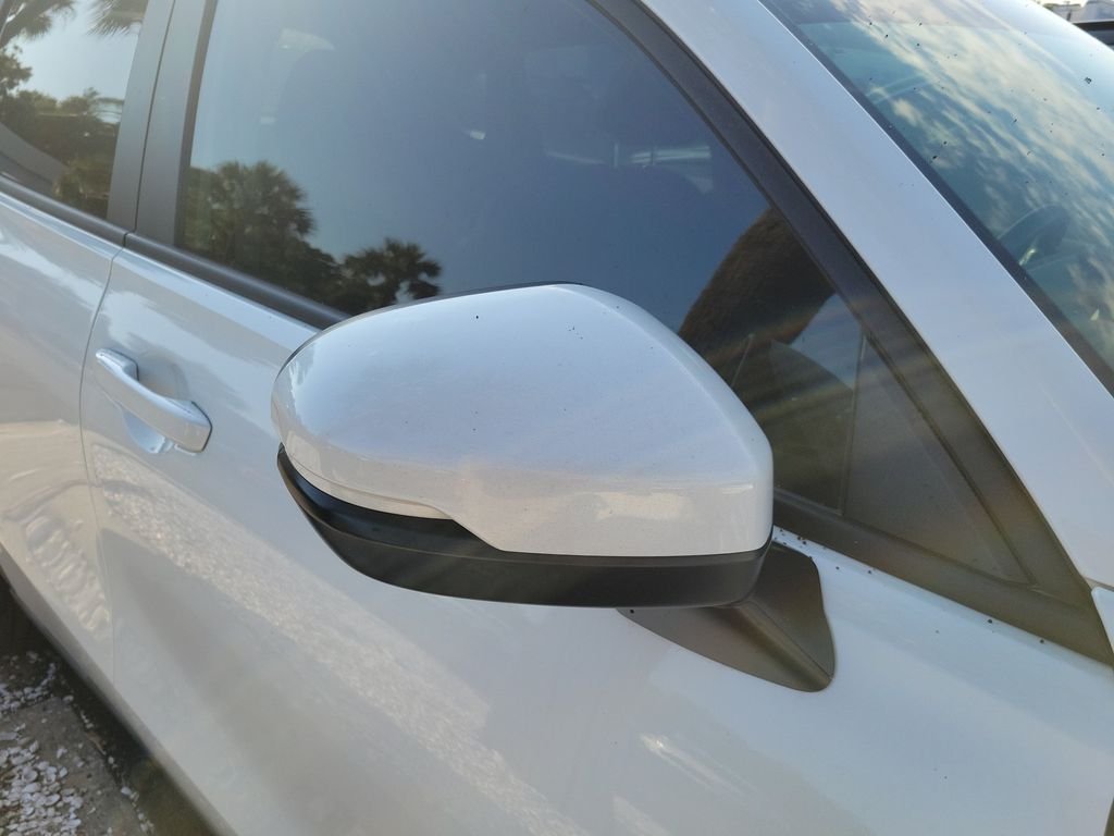 Used 2024 Platinum White Pearl Honda 5DR 2WD LX image 10