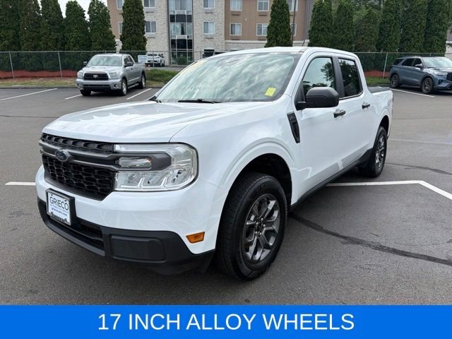 Used 2024 White Ford XLT image 3
