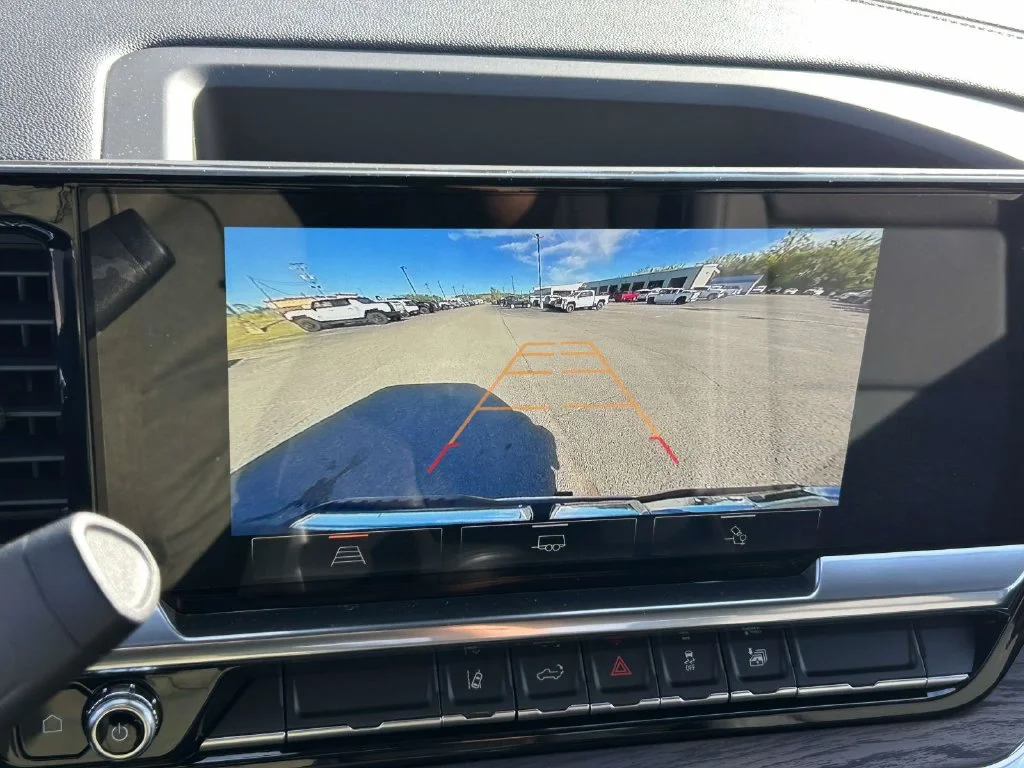 New 2026 Onyx Black GMC SLT image 18