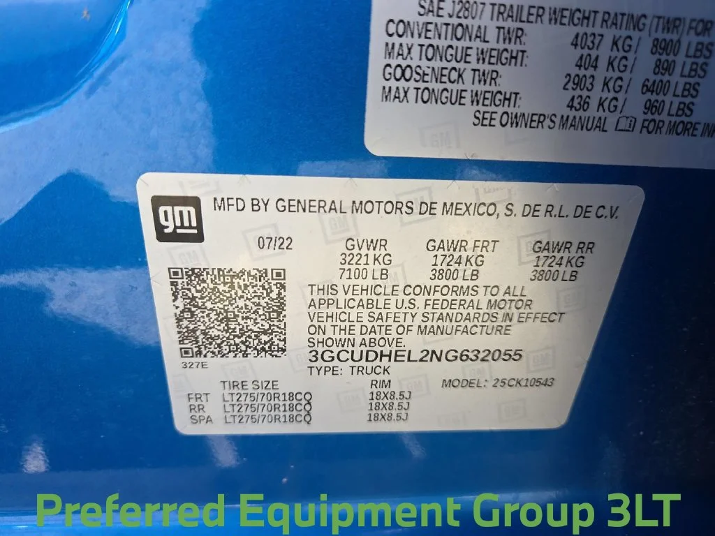 Certified Used 2022 Blue Chevrolet ZR2 image 19