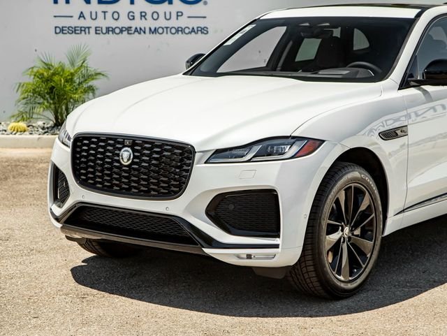 New 2026 Ostuni Pearl White Jaguar P250 R-Dynamic S image 2