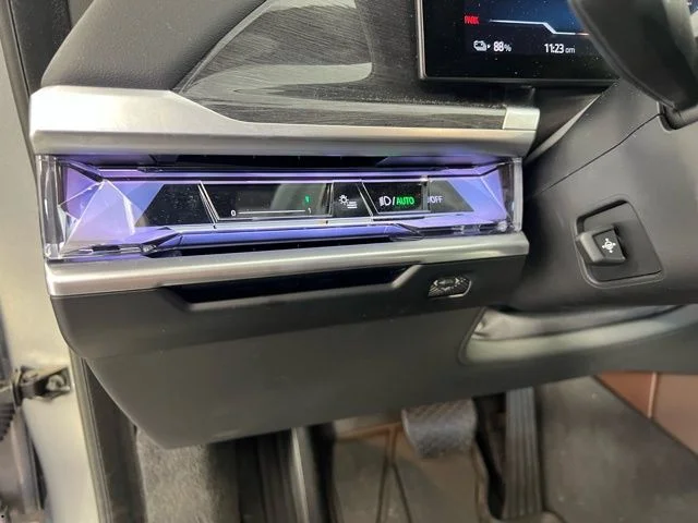 New 2024 Oxide Grey metallic BMW eDrive50 image 17