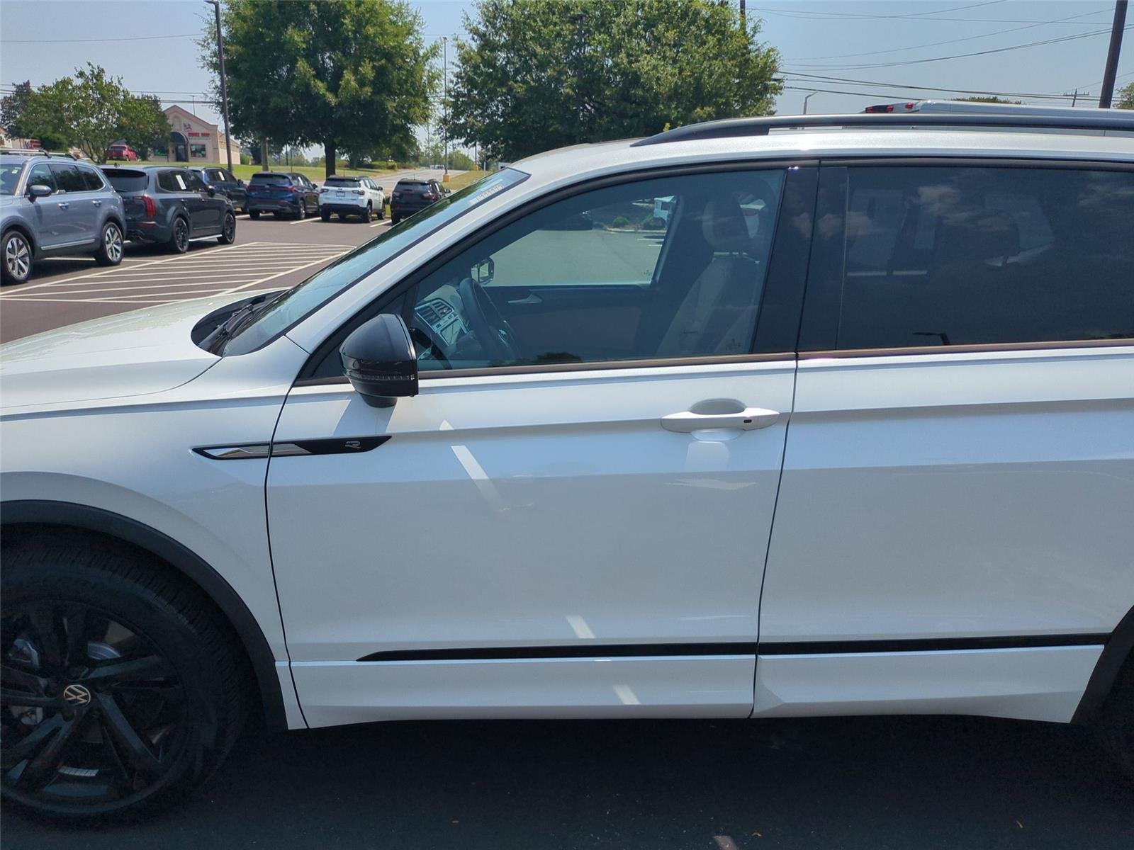 Used 2024 Opal White Pearl Volkswagen SE R-Line Black image 31