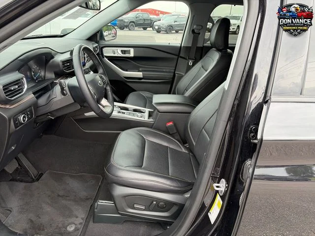Used 2024 Black Ford Limited image 9