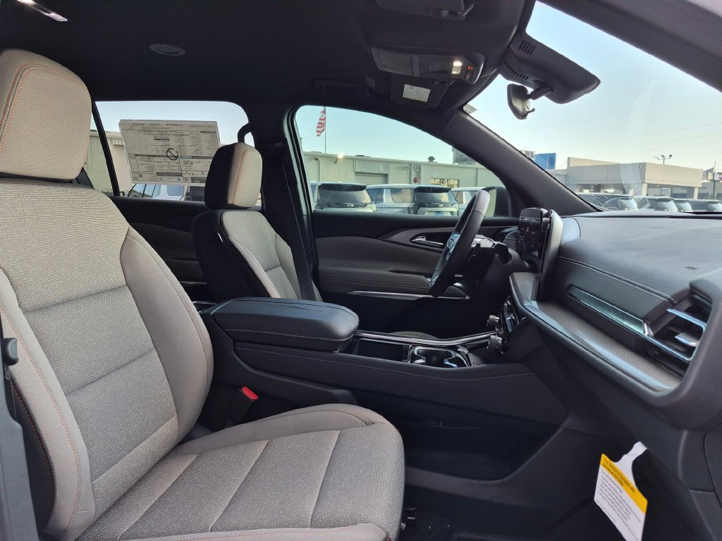2026 Chevrolet Traverse LT - Photo 30