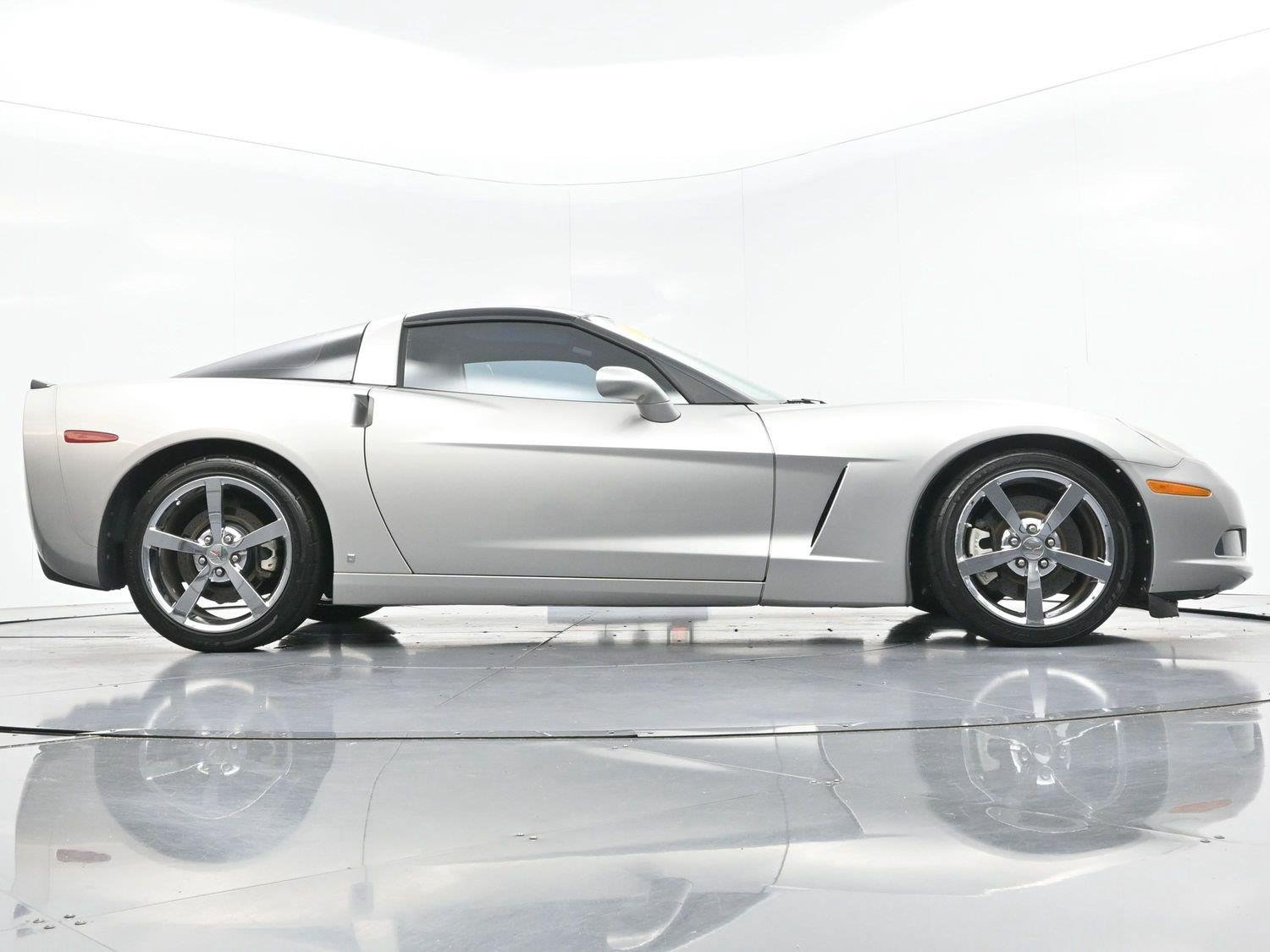 Used 2008 Machine Silver Metallic Chevrolet Base image 48