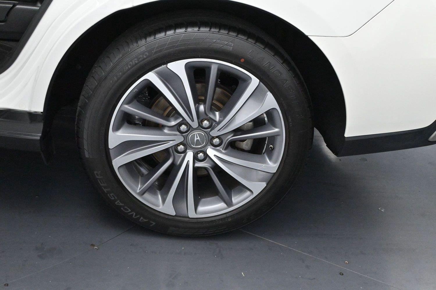 Used 2018 White Diamond Pearl Acura w/Technology Pkg image 46