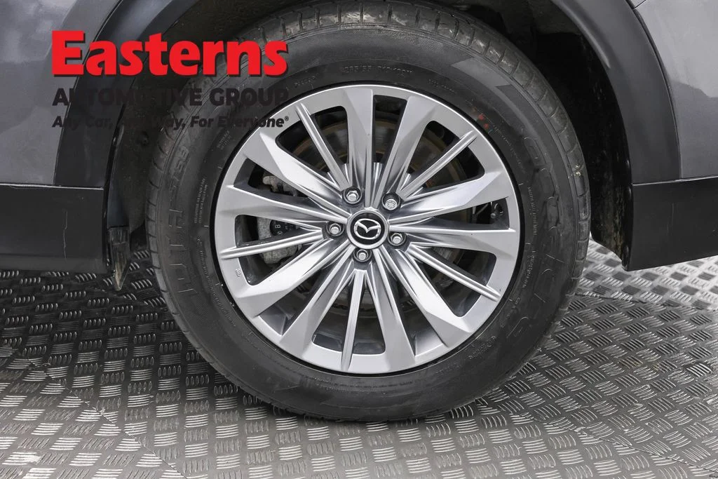 Used 2024 Gray Mazda Preferred image 38