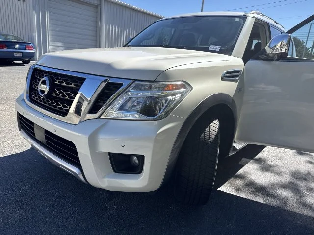 Used 2018 White Nissan SL image 36