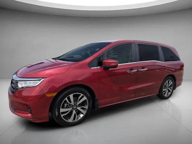 Used 2022 Radiant Red Metallic II Honda Touring image 9